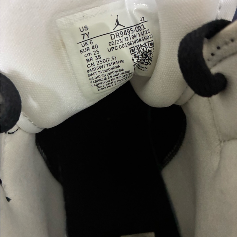 Jordan Sneakers - White and Black